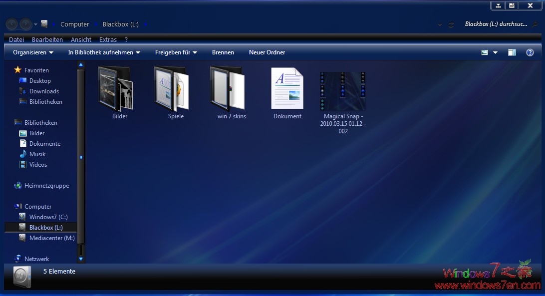 Windows7深蓝色主题Blueless7 by ~lefty28
