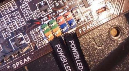 电脑电源线怎么接 电脑电源线怎么接