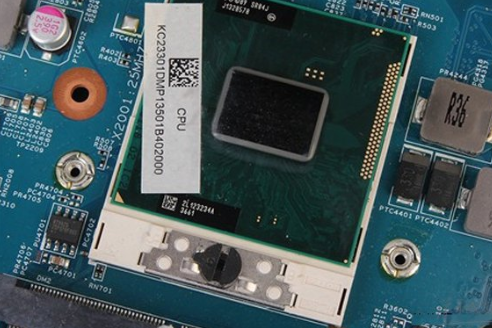 笔记本开机黑屏 笔记本开机黑屏